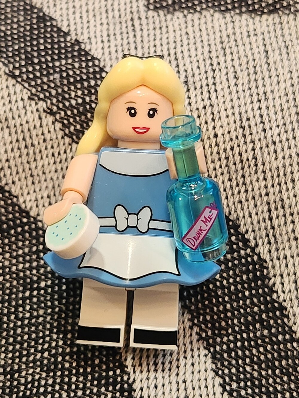 LEGO DISNEY Alice In Wonderland Series 1 Collectible Minifigures 71012 - Picture 1 of 11